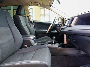 Toyota RAV4 белый 2014