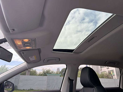 Skoda Kamiq 1.5 л 2022 г. Белый, пробег 30500 км