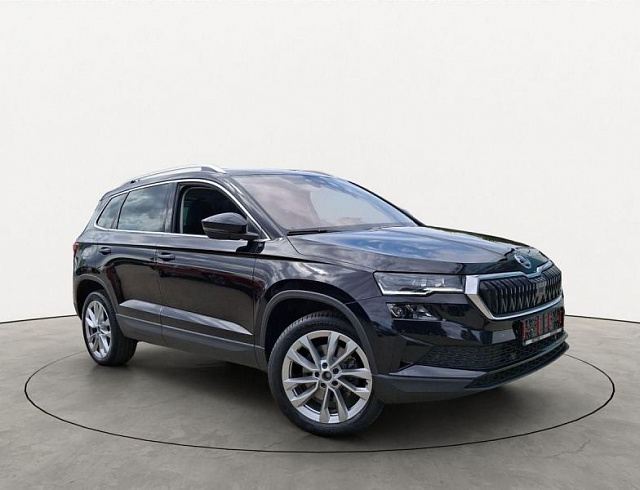 Skoda Karoq 2022 г. Чёрный, пробег 53924 км