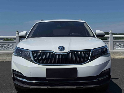 Skoda Kamiq 1.5 л 2023 г. Белый, пробег 10000 км