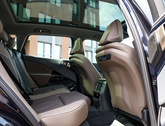 BMW X3 черный 2025