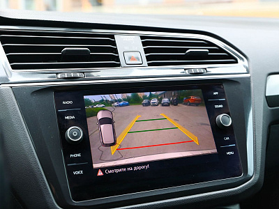 Volkswagen Tiguan белый 2018