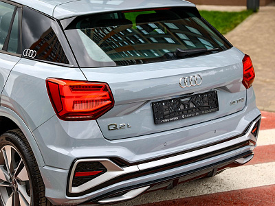 Audi Q2 серый 2025