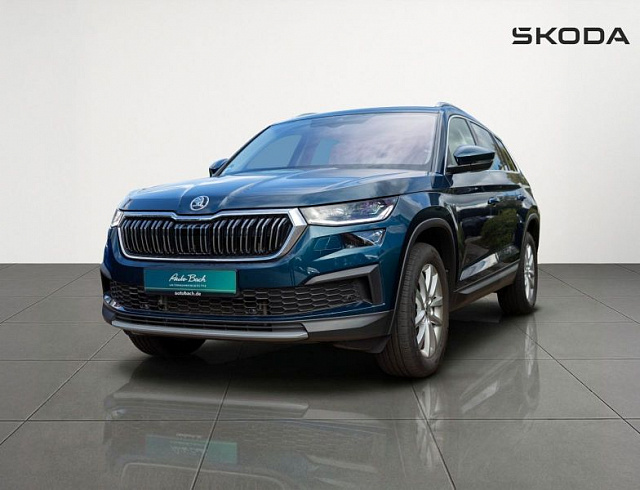 Skoda Kodiaq 2023 г. Синий, пробег 57695 км
