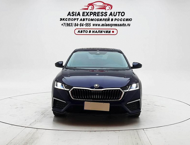 Skoda Octavia 1.4 л 2022 г. Голубой, пробег 49000 км