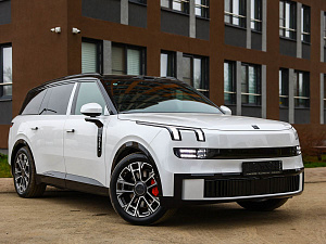 Lynk & Co 900 белый 2025