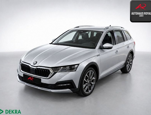 Skoda Octavia 2023 г. Серебристый, пробег 56133 км