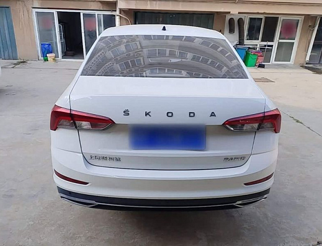 Skoda Rapid 1.5 л 2022 г. Белый, пробег 43500 км