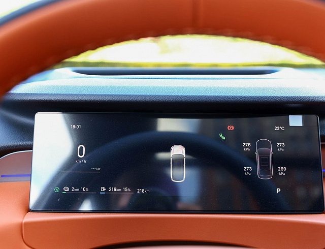 Geely Galaxy M7 белый 2026