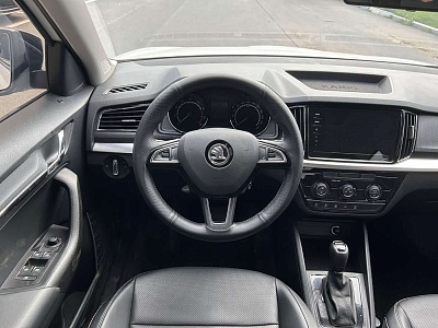 Skoda Kamiq 1.5 л 2022 г. Белый, пробег 30500 км