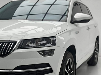 Skoda Karoq 1.4 л 2023 г. Белый, пробег 16000 км