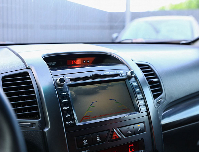 Kia Sorento серебро 2012