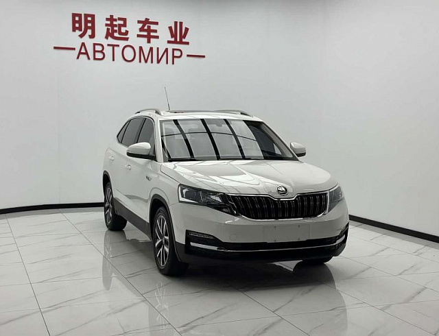 Skoda Kamiq 1.5 л 2022 г. Белый, пробег 32000 км