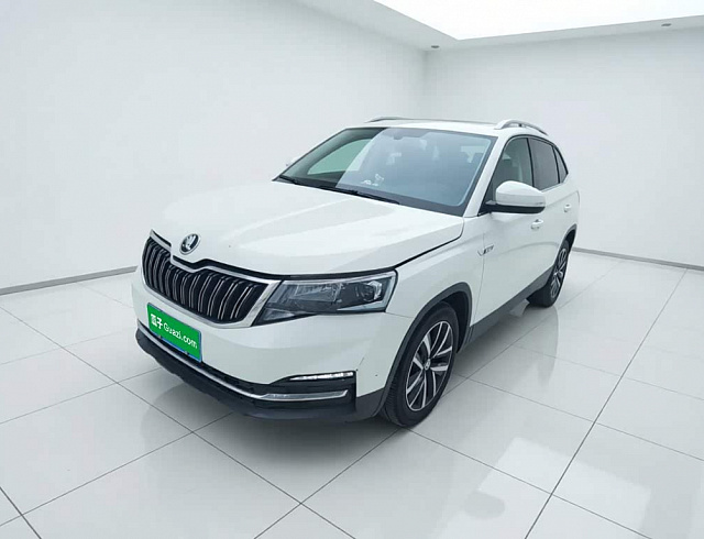 Skoda Kamiq 1.5 л 2023 г. Белый, пробег 19600 км