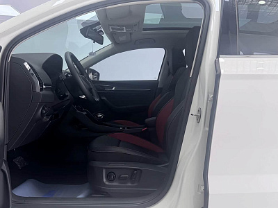 Skoda Karoq 1.4 л 2022 г. Белый, пробег 41000 км