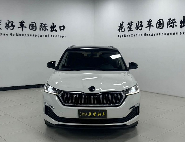 Skoda Kamiq 1.2 л 2022 г. Белый, пробег 19000 км