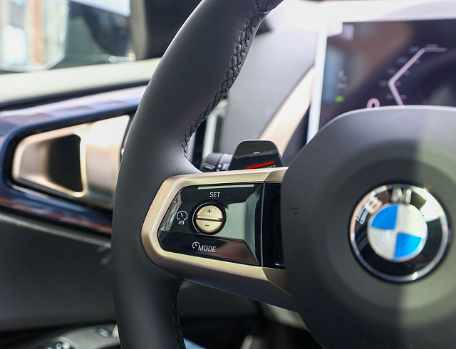 BMW X3 черный 2025