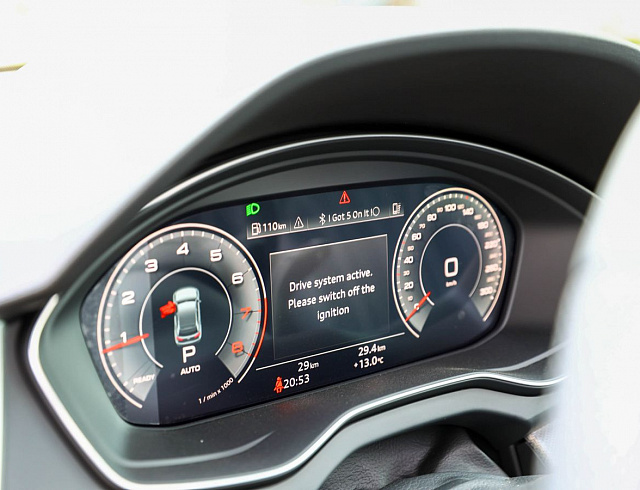 Audi Q5 черный 2026