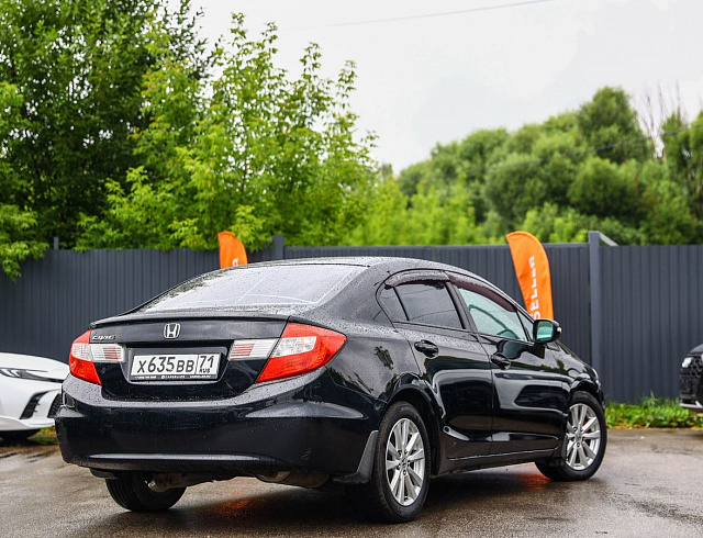 Honda Civic черный 2012