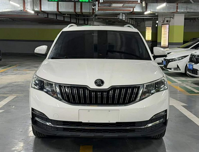 Skoda Kamiq 1.5 л 2022 г. Белый, пробег 41000 км