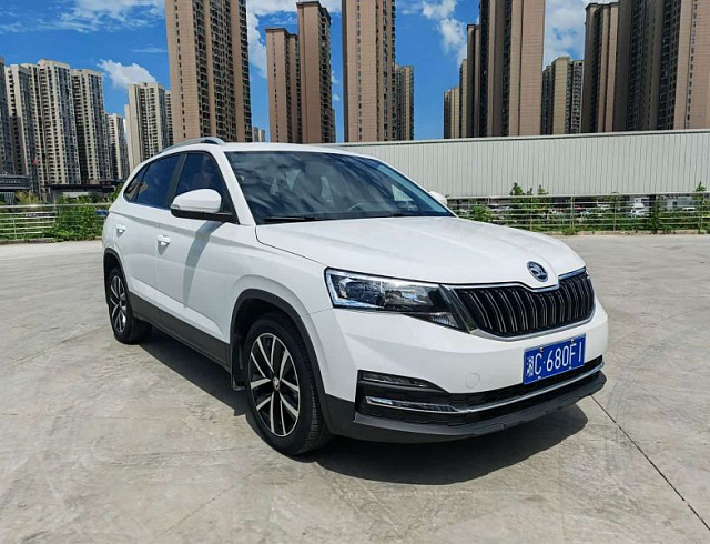 Skoda Kamiq 1.5 л 2024 г. Белый, пробег 17000 км