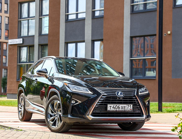 Lexus RX черный 2019