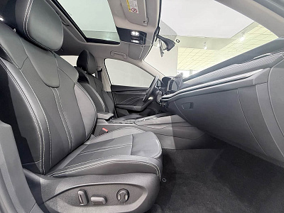 Skoda Octavia 1.4 л 2024 г. Белый, пробег 12000 км