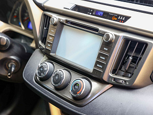 Toyota RAV4 белый 2014