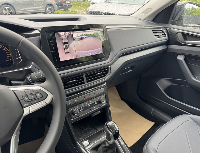 Volkswagen Tharu XR серый 2026