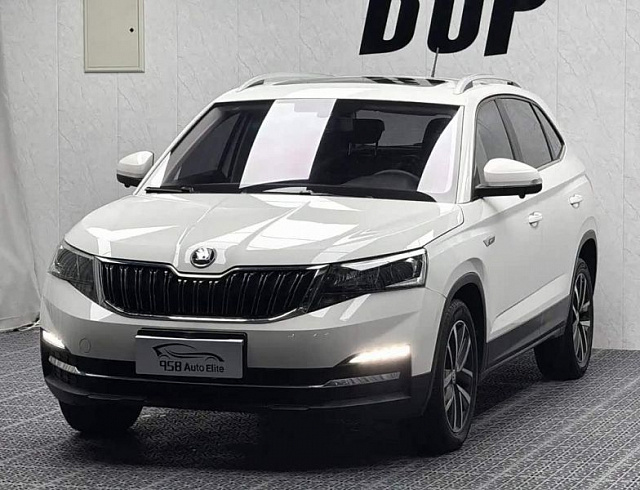 Skoda Kamiq 1.5 л 2022 г. Белый, пробег 50000 км