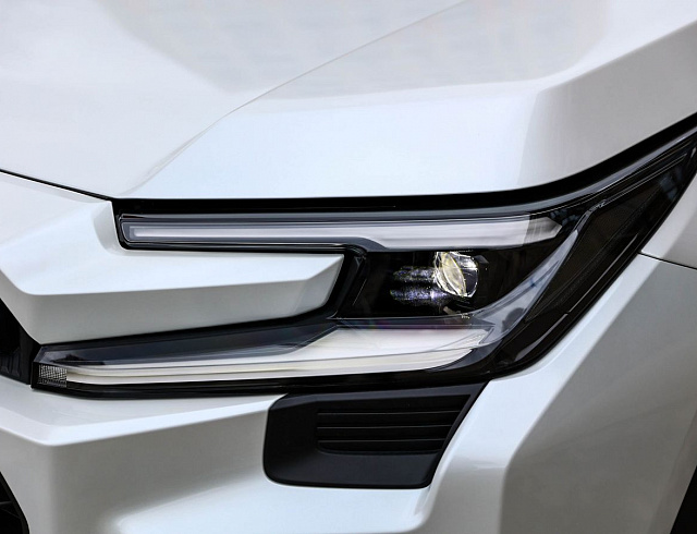 Toyota RAV4 белый 2026