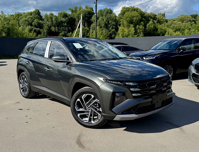 Hyundai Tucson серый 2026
