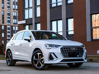 Audi Q3 белый 2026