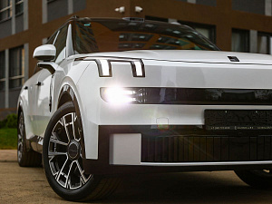 Lynk & Co 900 белый 2025