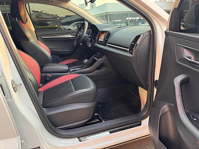 Skoda Karoq 1.4 л 2023 г. Белый, пробег 19900 км