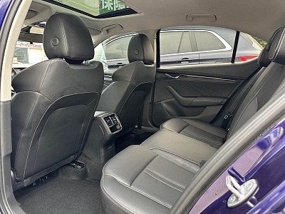 Skoda Octavia 1.4 л 2022 г. Голубой, пробег 43000 км