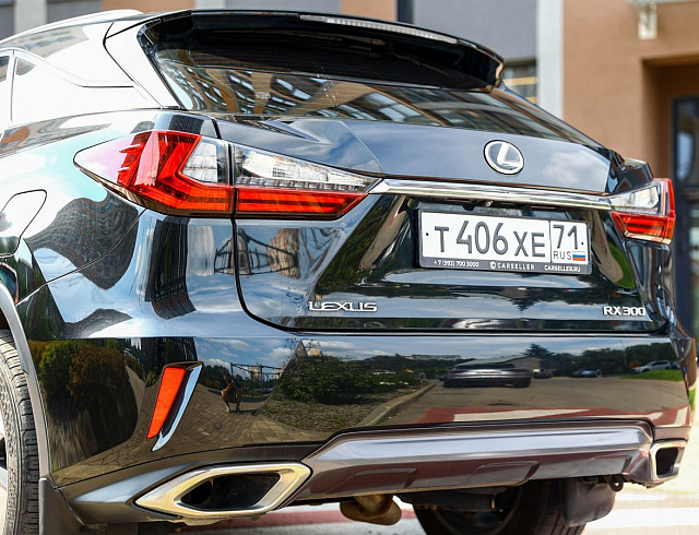 Lexus RX черный 2019