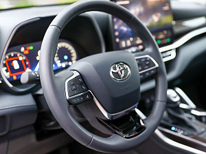 Toyota Highlander черный 2026