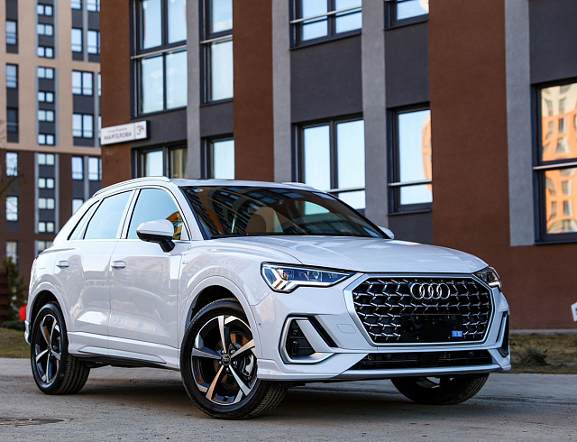 Audi Q3