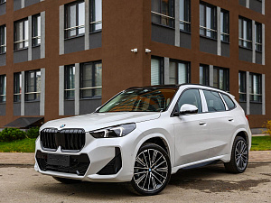 BMW X1 белый 2026