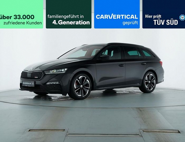 Skoda Octavia 2022 г. Чёрный, пробег 59999 км
