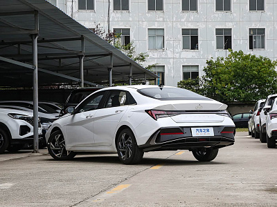 Hyundai Elantra Prestige 1.5