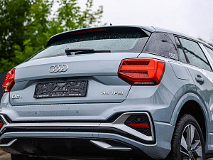 Audi Q2 серый 2025