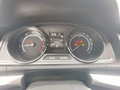 Skoda Kamiq 1.5 л 2023 г. Белый, пробег 19600 км