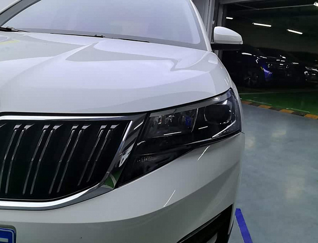 Skoda Kamiq 1.5 л 2021 г. Белый, пробег 46600 км