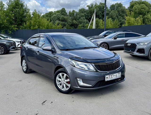 Kia Rio серый 2012