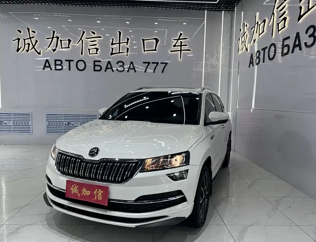 Skoda Karoq 1.4 л 2022 г. Белый, пробег 21000 км