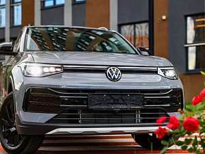 Volkswagen Tharu XR серый 2026