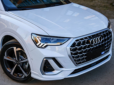 Audi Q3 белый 2026