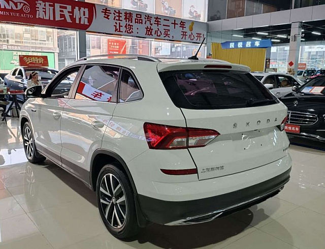Skoda Kamiq 1.5 л 2021 г. Белый, пробег 30299 км